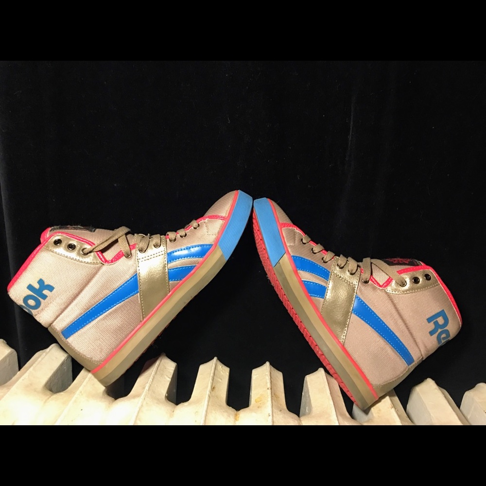 Vintage Reebok Classic Unique Sneaker